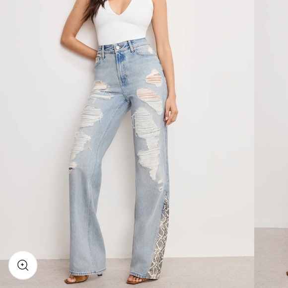 NWT - Good American - The Khloe Jean in Indigo1018 - Picture 1 of 13